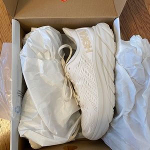 Hoka Clifton 8